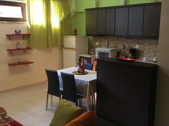 Modern Basement Gio Ii *