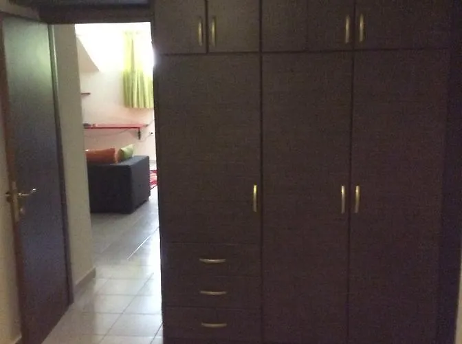 Modern Basement Gio Ii